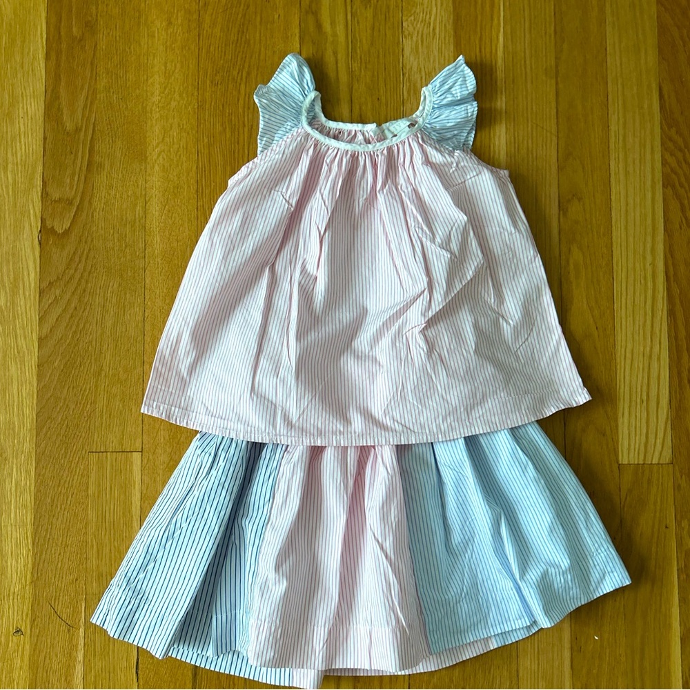 Livly- Shirt and skirt set - perfect condition!!